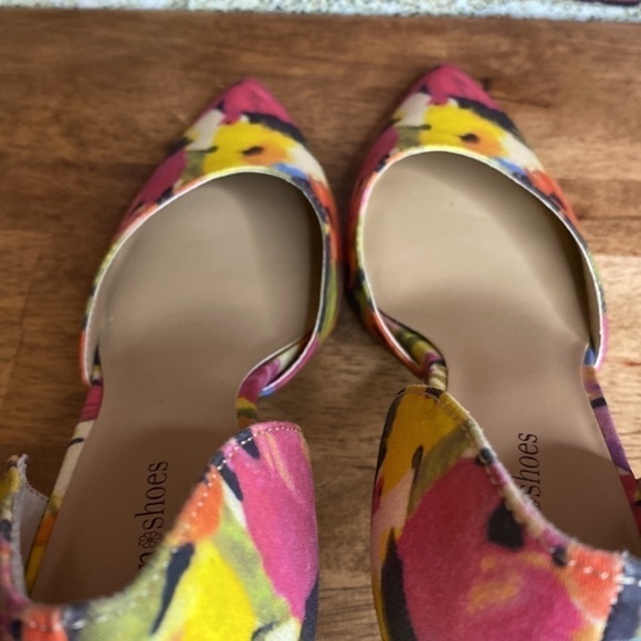 Town Shoes Gomez Vibrant Colourful Floral Sexy Pump Slip On Heels Size 8.5 - Picture 12 of 13